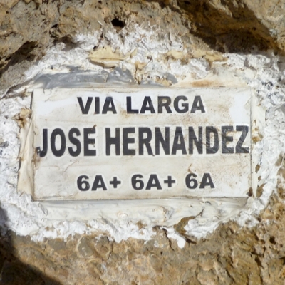 Cartel a pie de vía