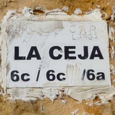 Cartel a pie de vía